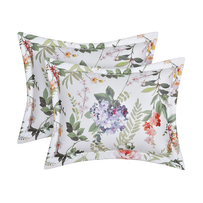 Clara Comforter Set