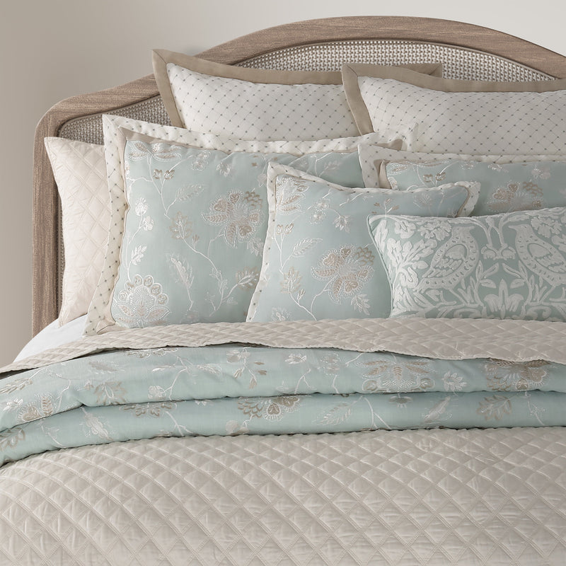 Garden View Comforter Set