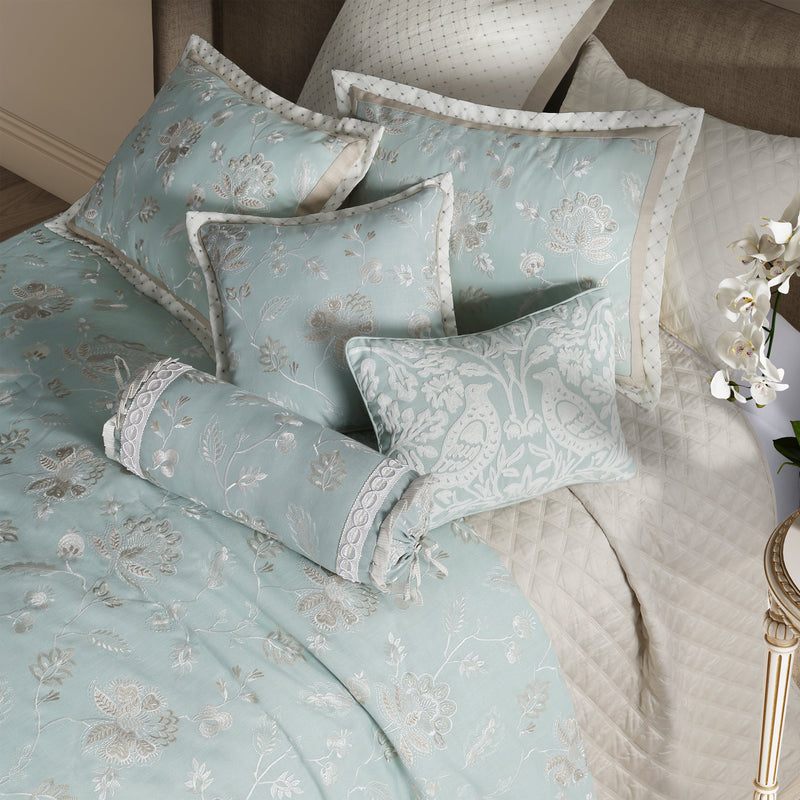 Garden View Comforter Set