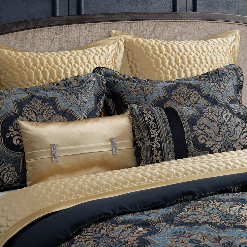 Middlebury Comforter Set