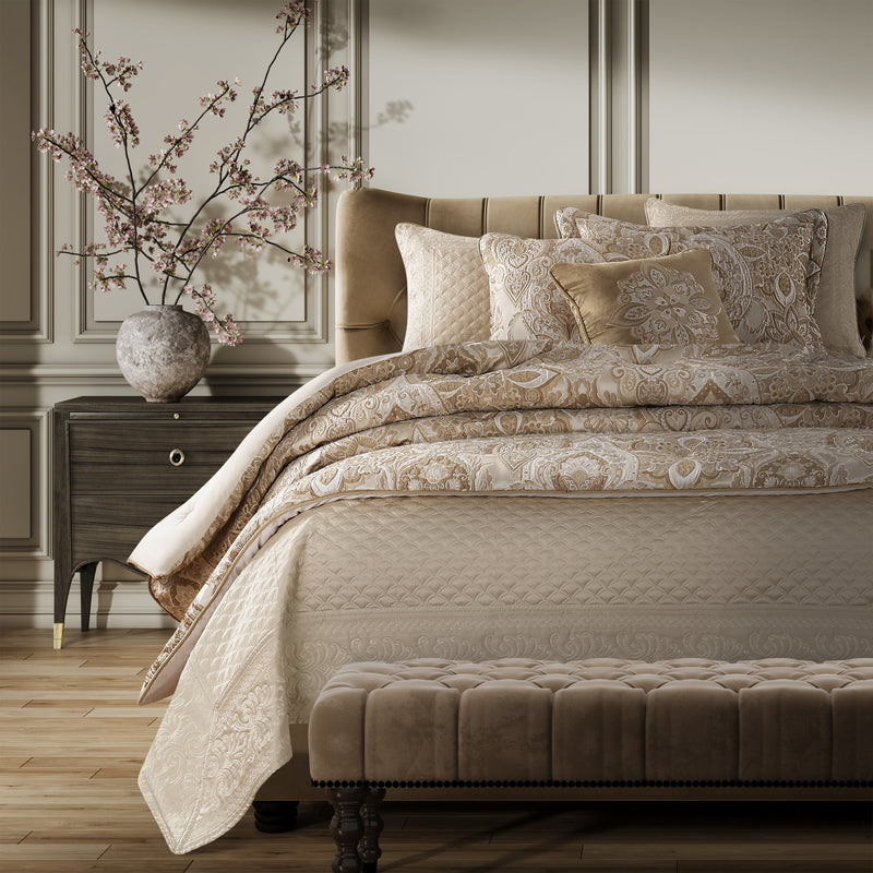 Sandstone Comforter Set