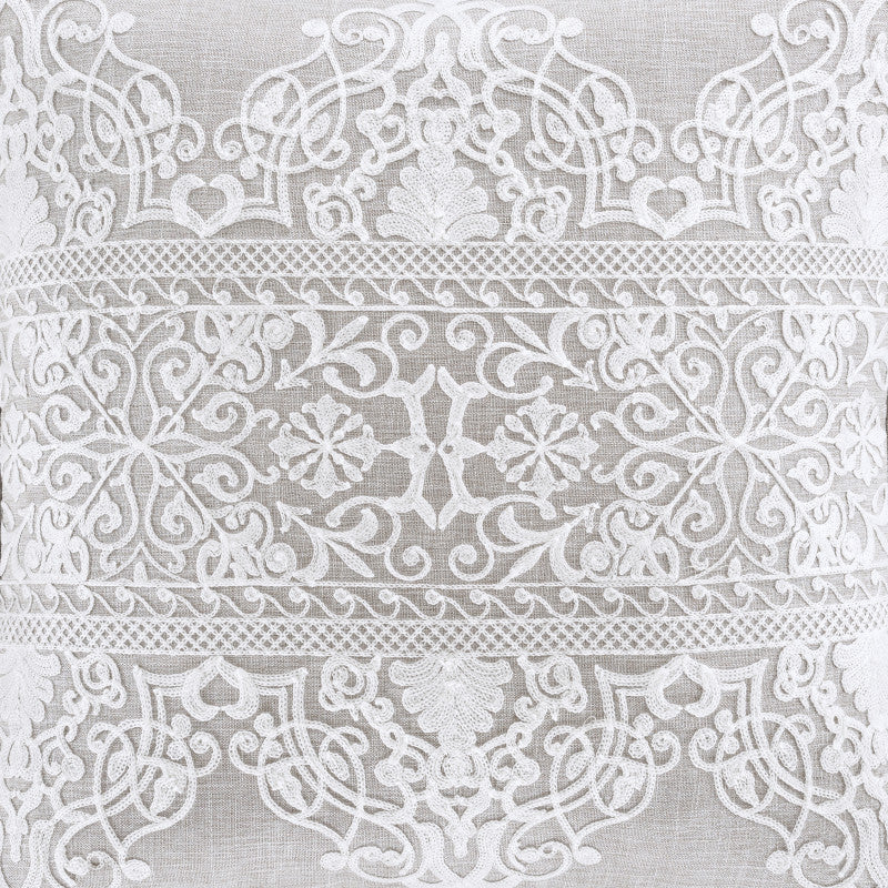 Aimee Comforter Set