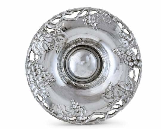Arthur Court Bowls Grape 14" Round Chip & Dip Tray