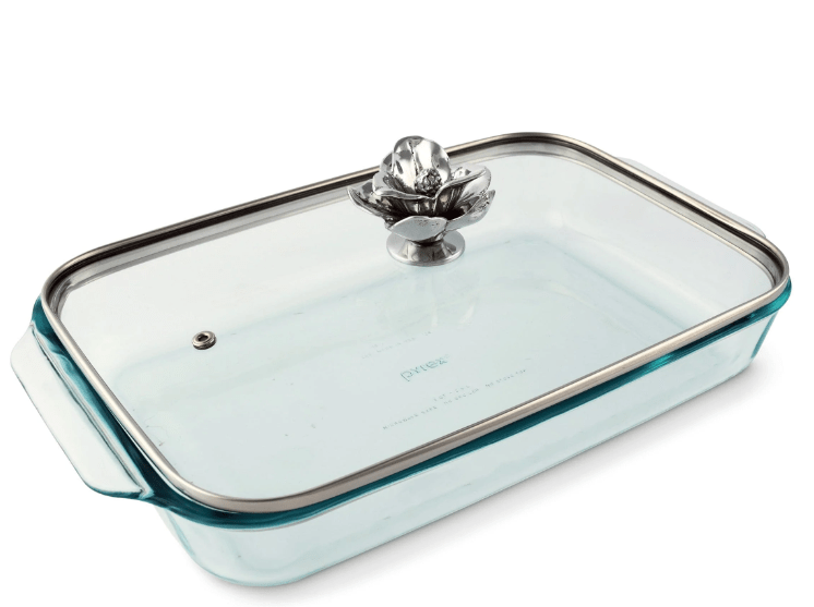 Arthur Court MAGNOLIA LID WITH PYREX 3 QUART BAKING DISH