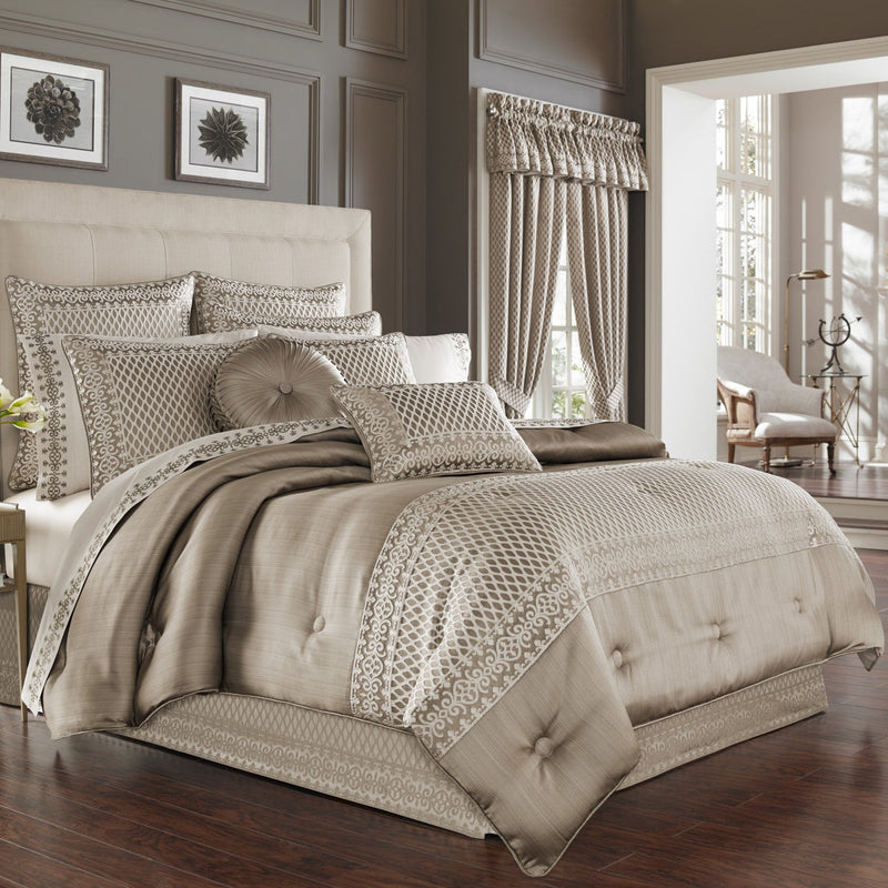 Beaumont Tufted Round Decorative Throw Pillow
