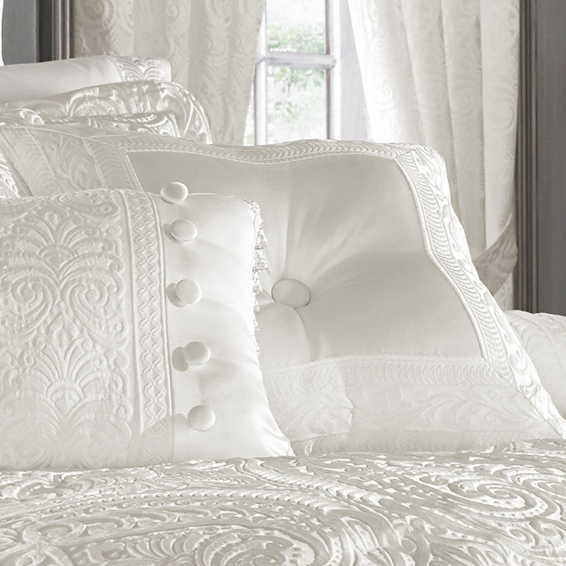 Bianco 20" Square Decorative Throw Pillow