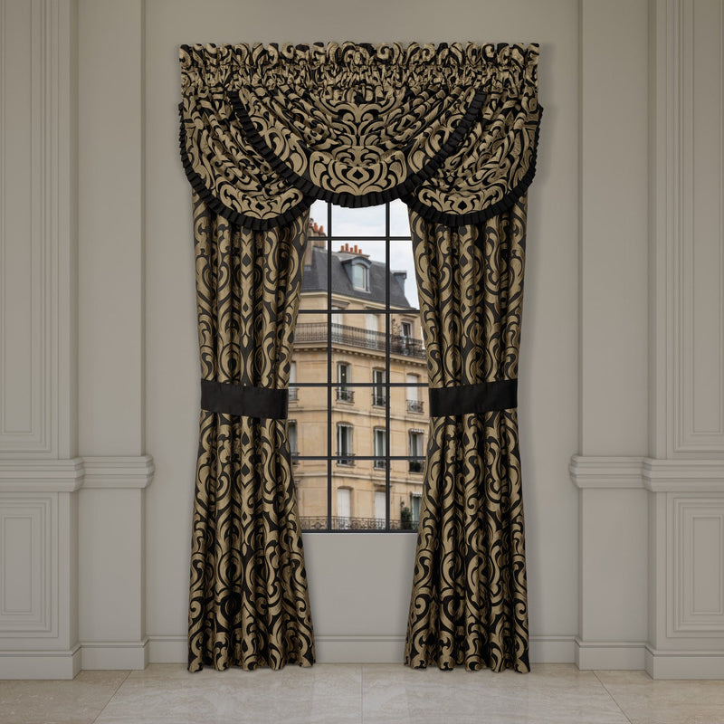 Bolero Comforter Set