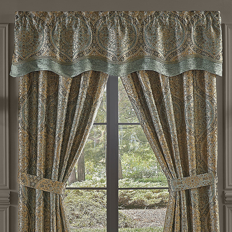 Dorset Window Scallop Valance
