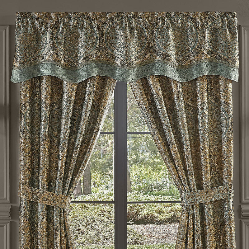 Dorset Window Scallop Valance