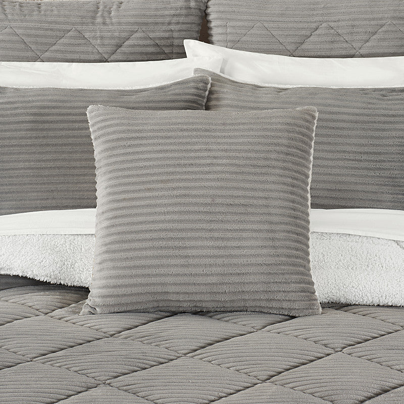 Everett 20" Square Decorative Throw Pillow