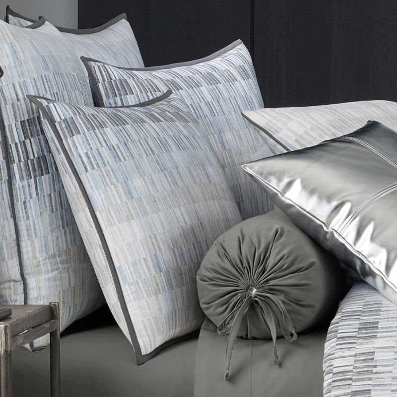 Flatiron Comforter Set
