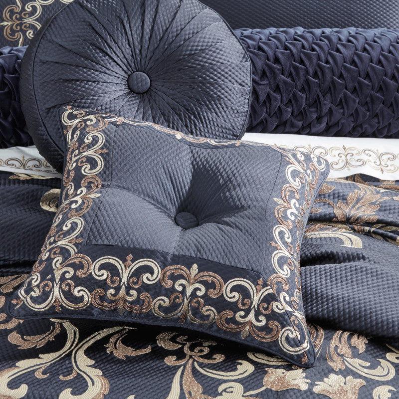 Giardino 18" Square Decorative Throw Pillow