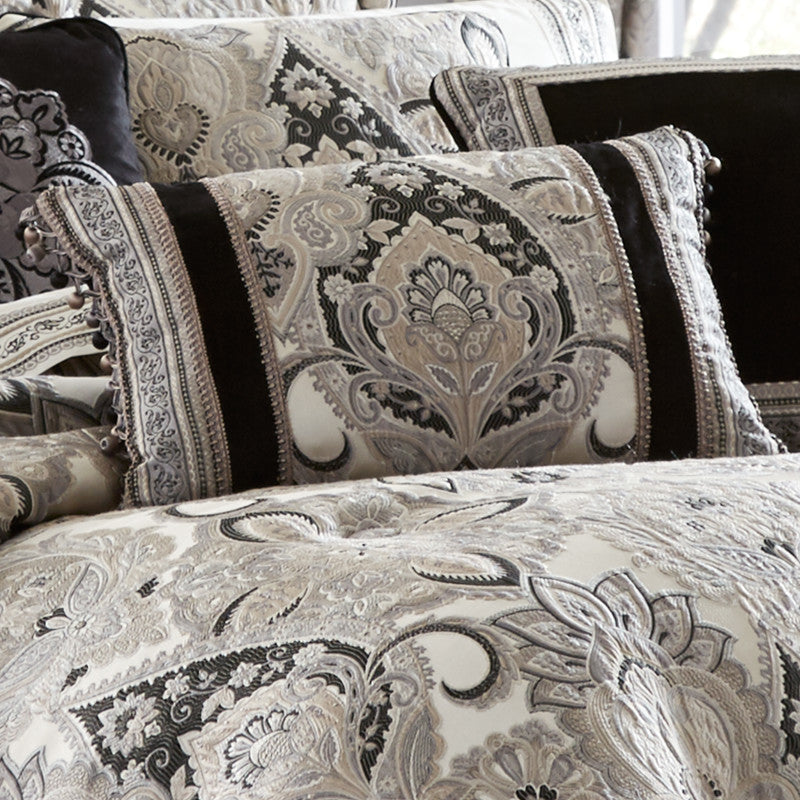 Guiliana Boudoir Decorative Throw Pillow