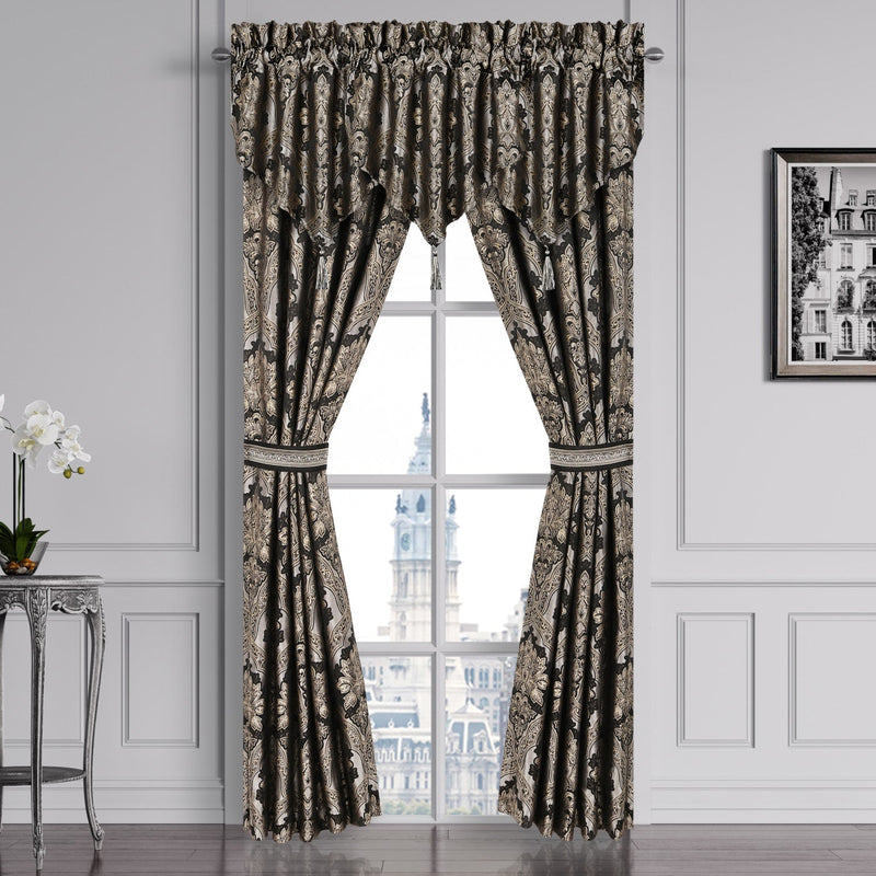 Harriman Comforter Set