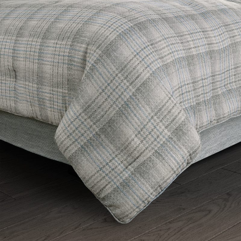 J. Queen New York Comforter Sets Alejandro Comforter Set