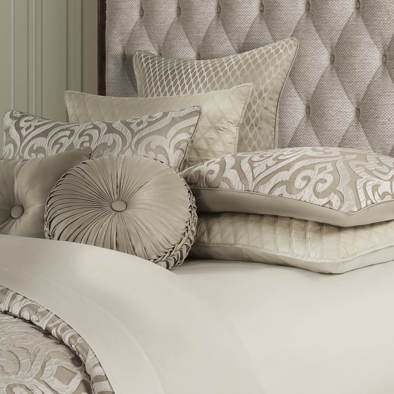 J. Queen New York Comforter Sets Astoria Comforter Set
