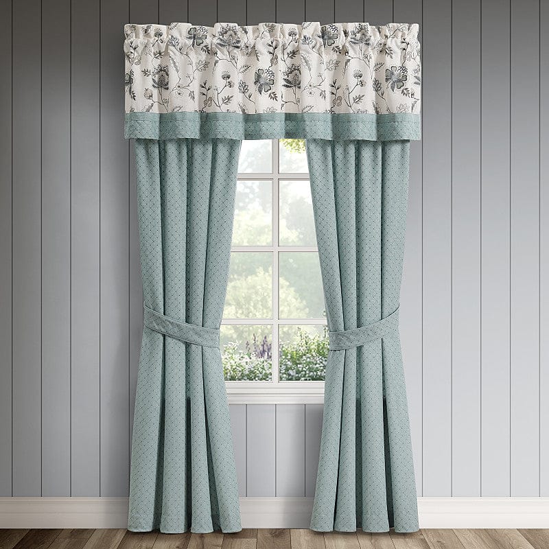 J. Queen New York Comforter Sets Blossom View Comforter Set