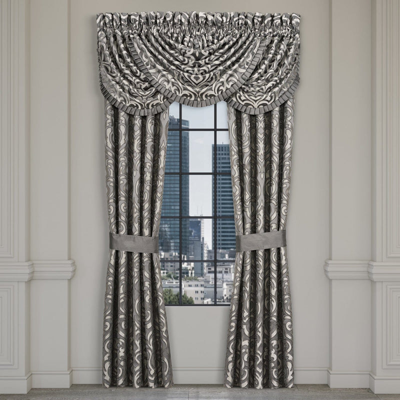 J. Queen New York Comforter Sets Bolero Comforter Set