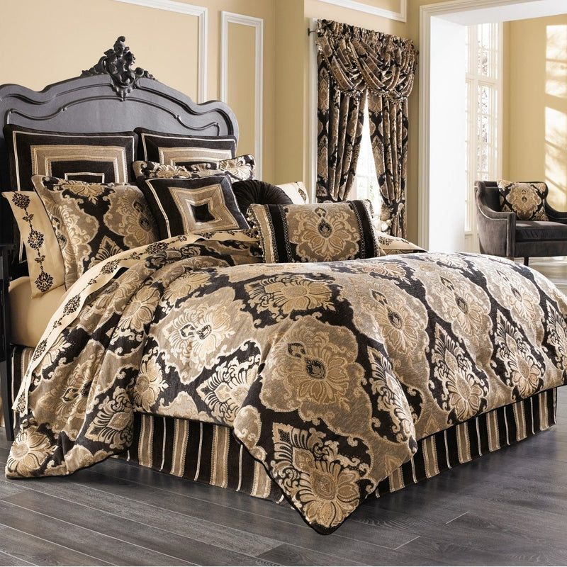 J. Queen New York Comforter Sets Bradshaw Comforter Set