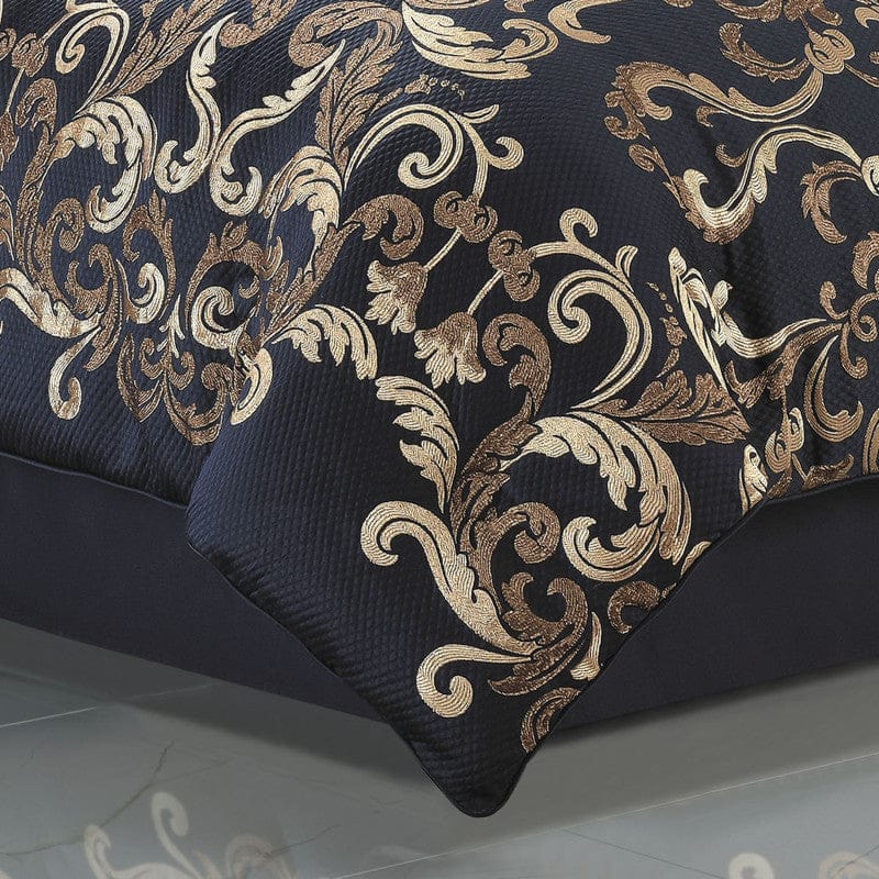 J. Queen New York Comforter Sets Caruso Comforter Set