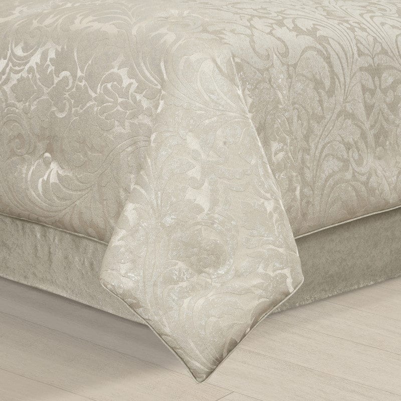 J. Queen New York Comforter Sets Celine Comforter Set