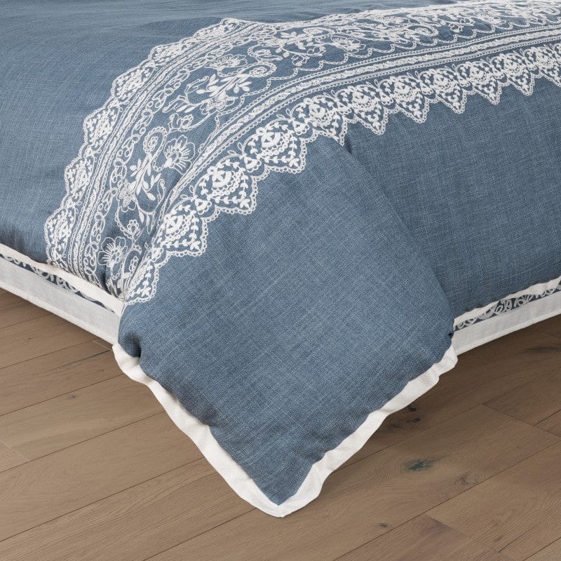 J. Queen New York Comforter Sets Chantalee Comforter Set