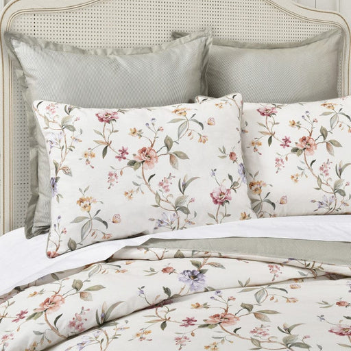 J. Queen New York Comforter Sets Clarice Comforter Set