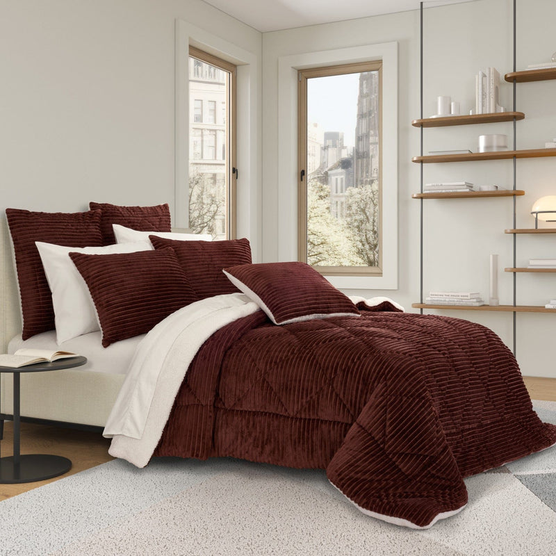 J. Queen New York Comforter Sets Everett Comforter Set