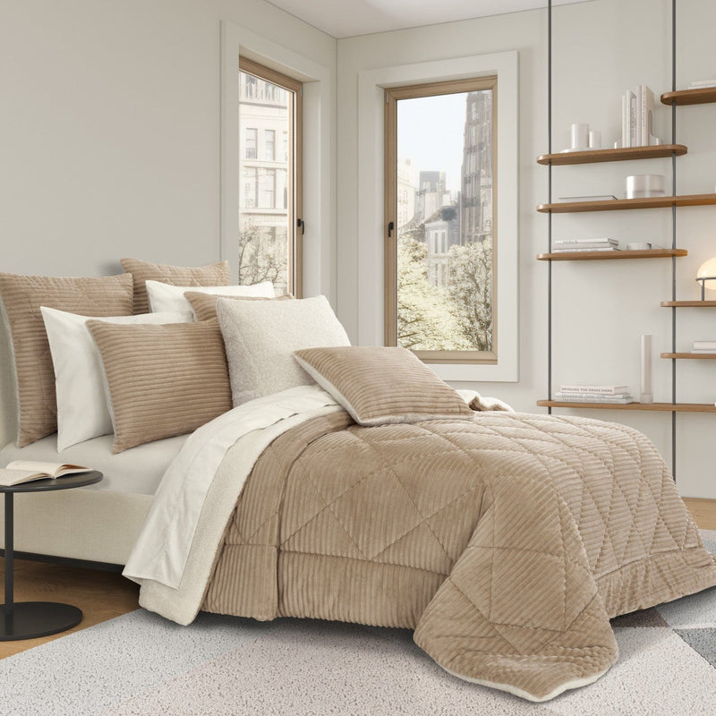 J. Queen New York Comforter Sets Everett Comforter Set