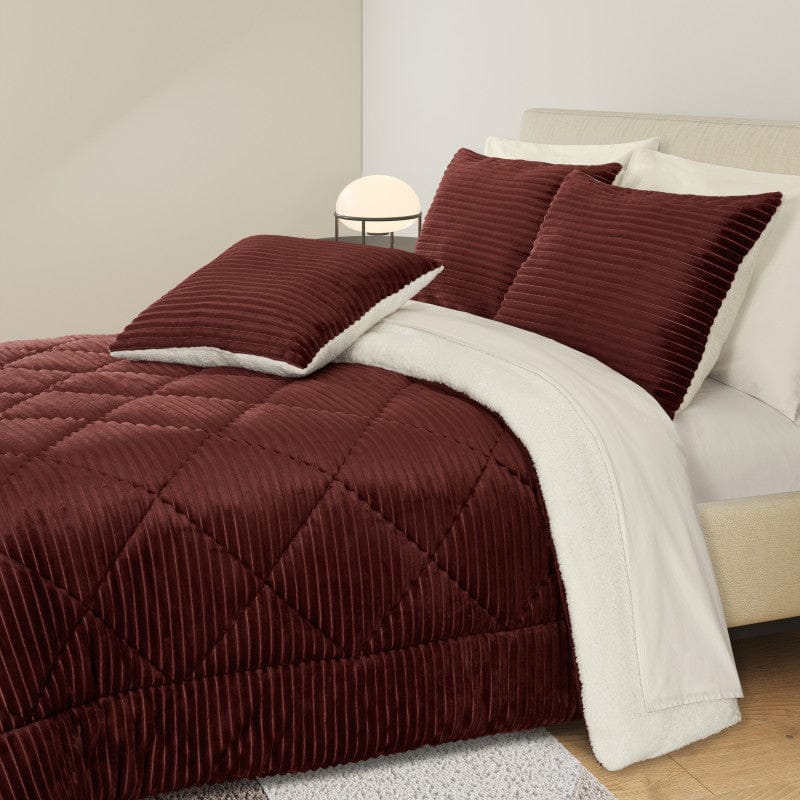 J. Queen New York Comforter Sets Everett Comforter Set
