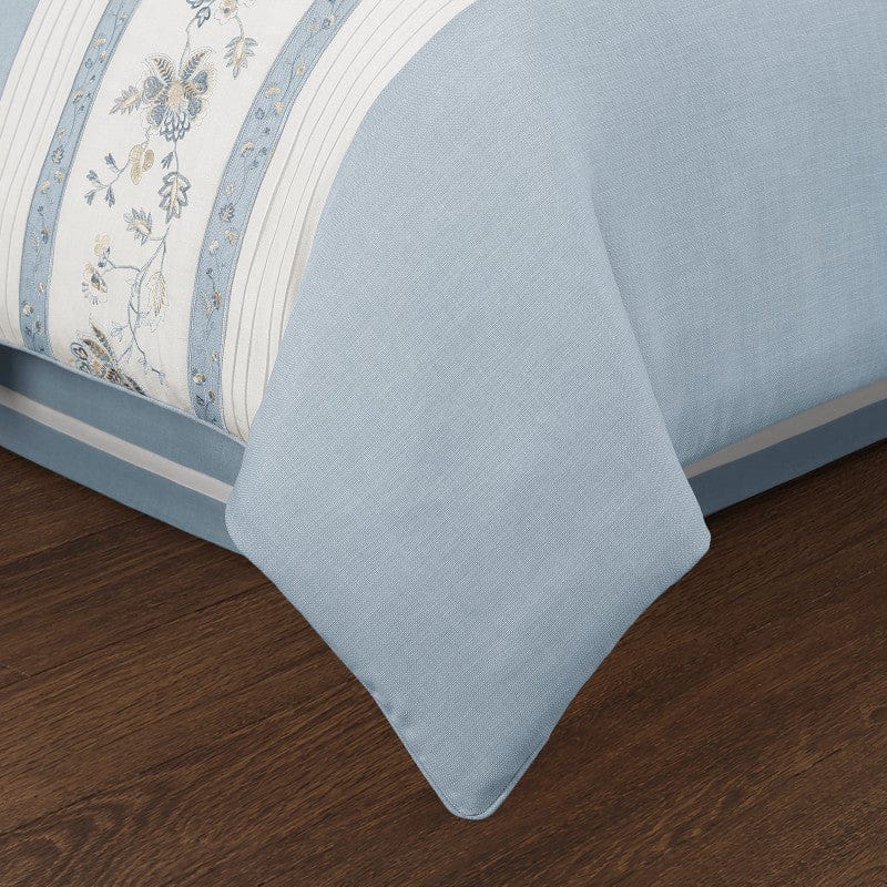J. Queen New York Comforter Sets Garden Bloom Comforter Set