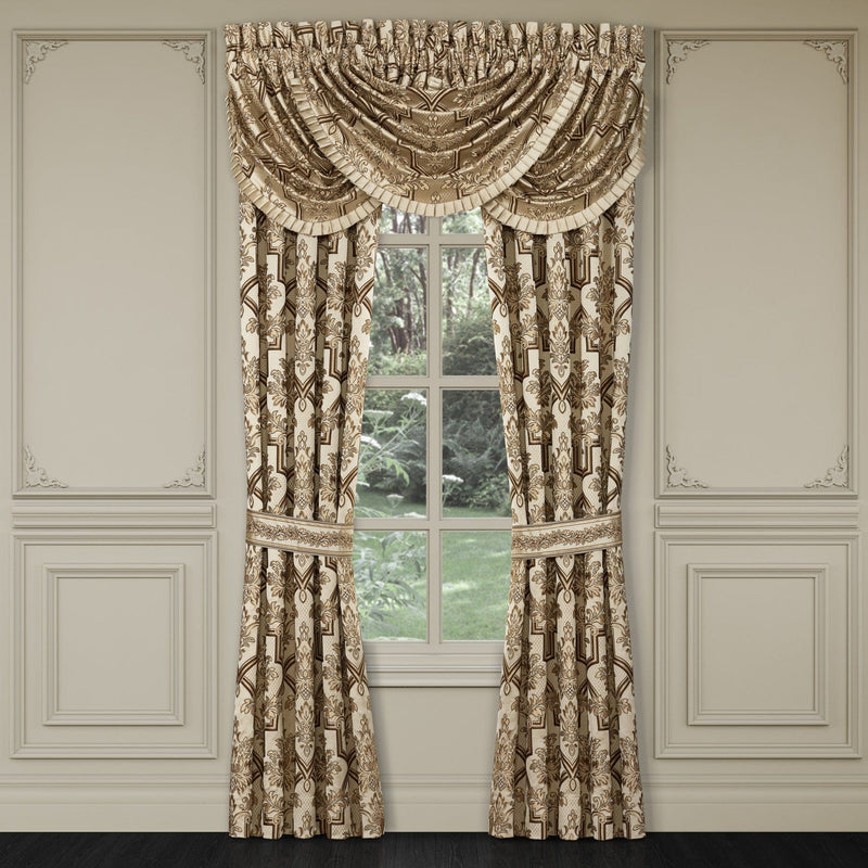J. Queen New York Comforter Sets Gold Coast Comforter Set