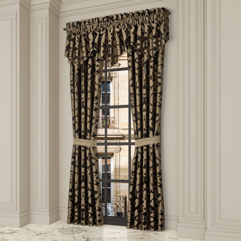 J. Queen New York Comforter Sets La Boheme Comforter Set