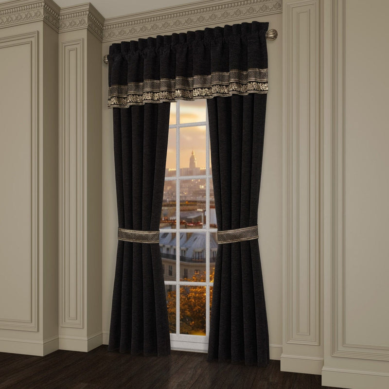 J. Queen New York Comforter Sets Laurenza Comforter Set