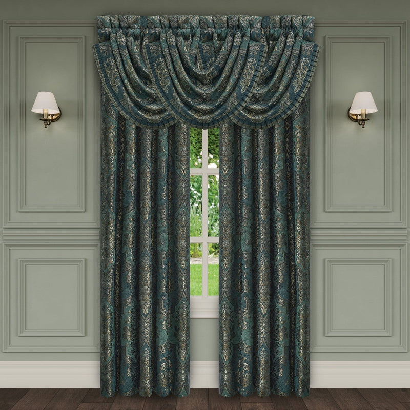 J. Queen New York Comforter Sets Nancy Comforter Set