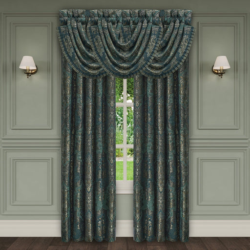 J. Queen New York Comforter Sets Nancy Comforter Set