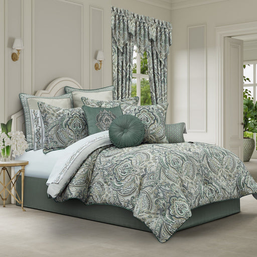 J. Queen New York Comforter Sets Nico Comforter Set