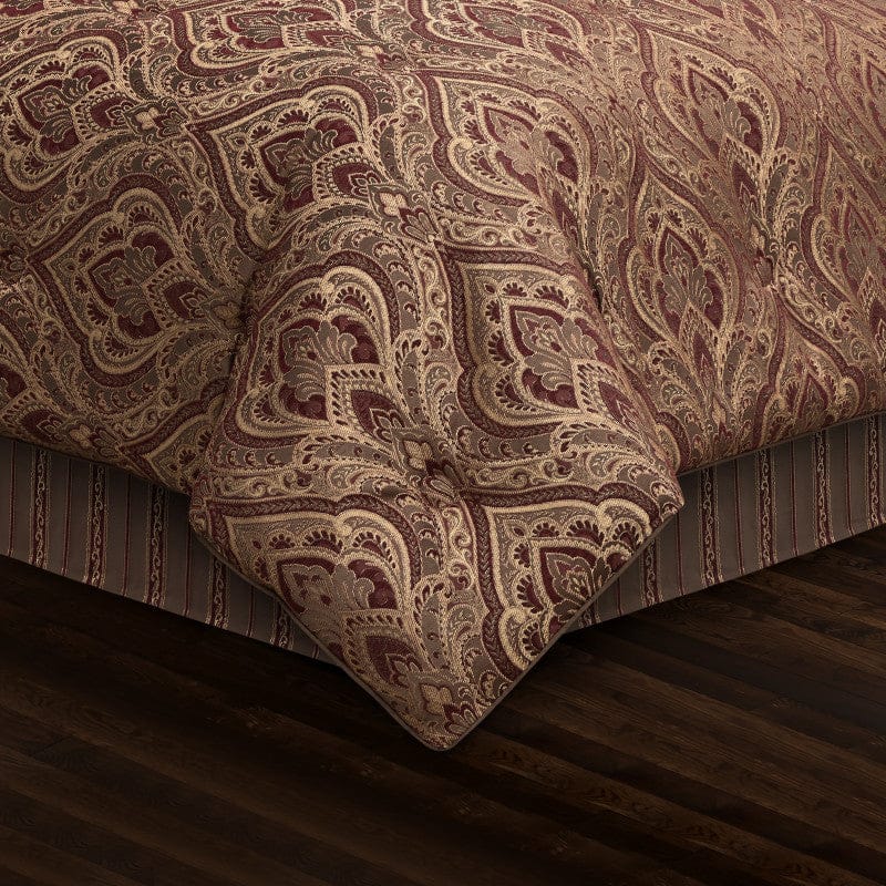 J. Queen New York Comforter Sets Odette Comforter Set