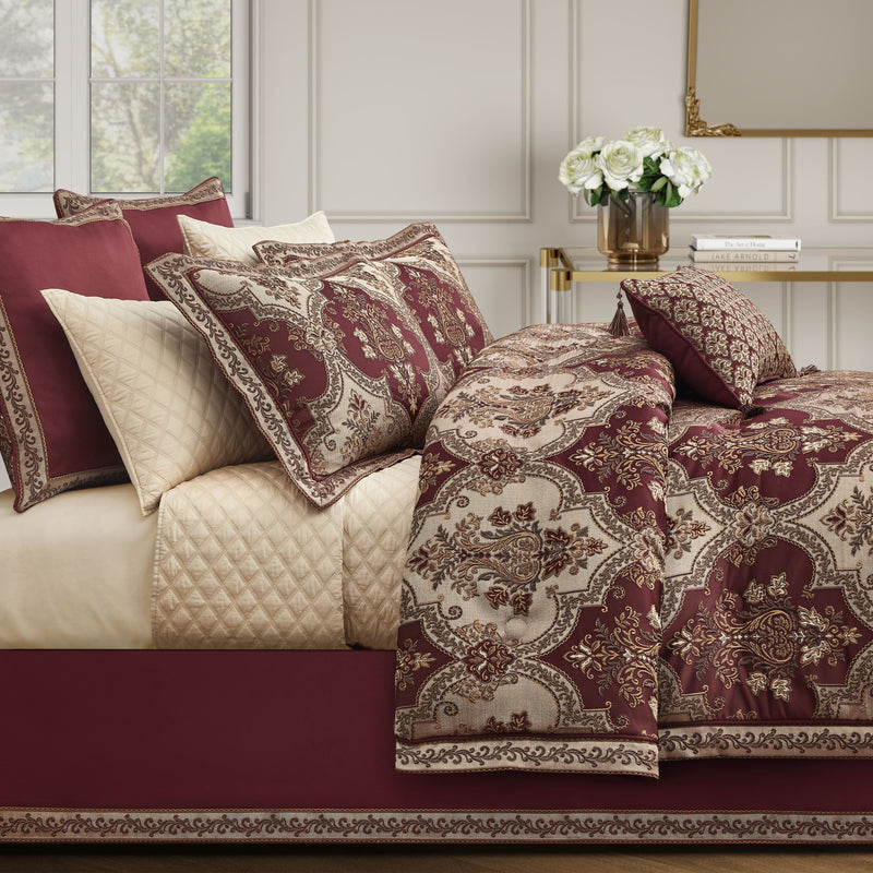 J. Queen New York Comforter Sets Phyllis Comforter Set