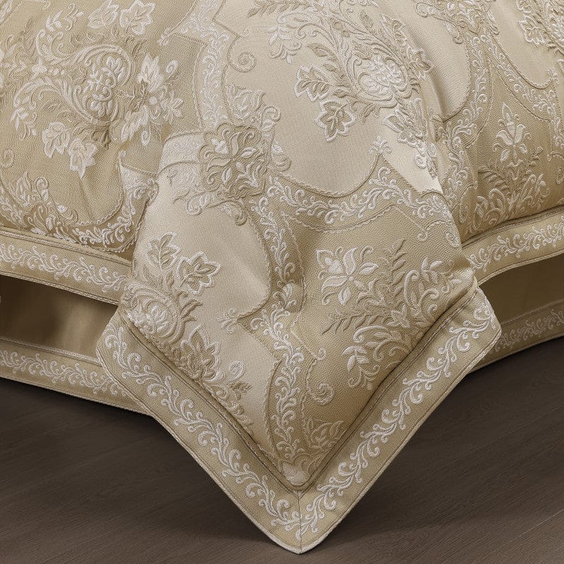 J. Queen New York Comforter Sets Sondra Comforter Set