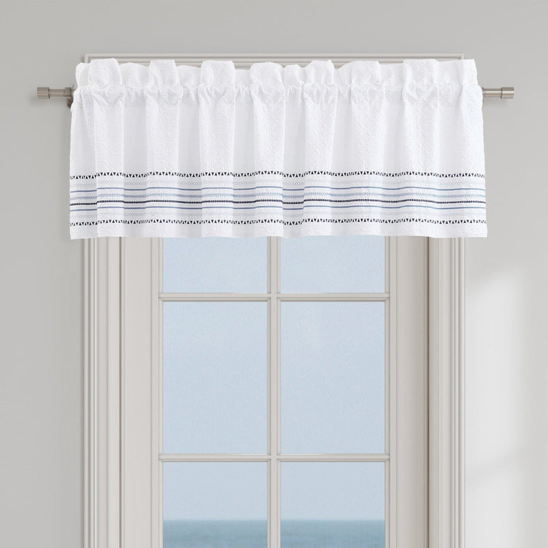 J. Queen New York Coordinate Window Bayside Window Straight Valance