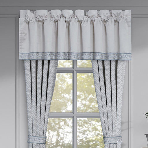 J. Queen New York Coordinate Window Boulevard Window Straight Valance