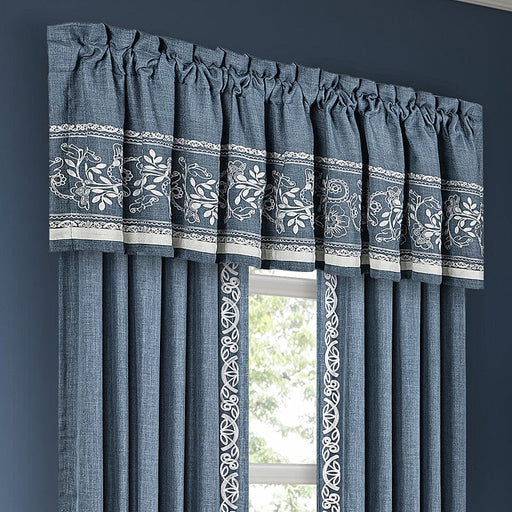 J. Queen New York Coordinate Window Chantalee Window Straight Valance