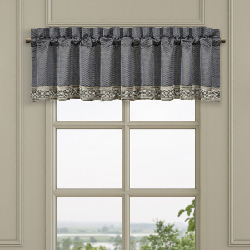 J. Queen New York Coordinate Window Excelsior Window Straight Valance