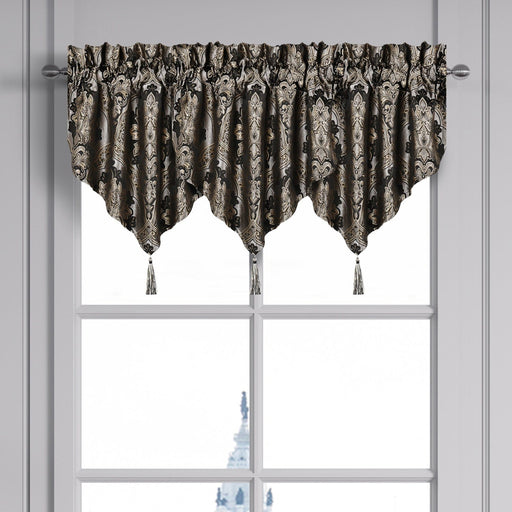 J. Queen New York Coordinate Window Harriman Window Ascot Valance