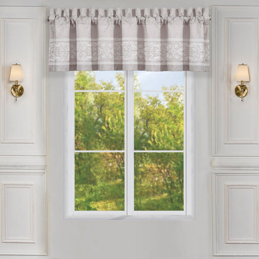 J. Queen New York Coordinate Window Maryanne Window Straight Valance