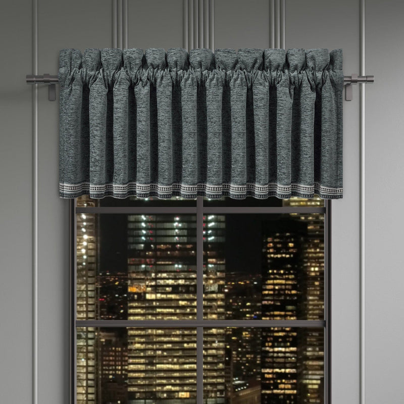 J. Queen New York Coordinate Window Parallel Window Straight Valance