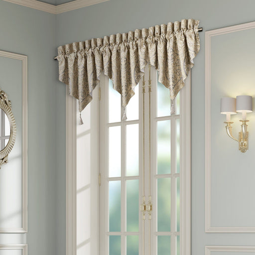 J. Queen New York Coordinate Window Romero Window Ascot Valance