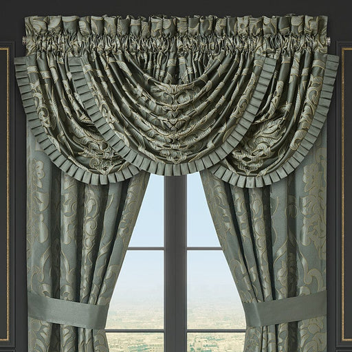 J. Queen New York Coordinate Window Santino Window Waterfall Valance