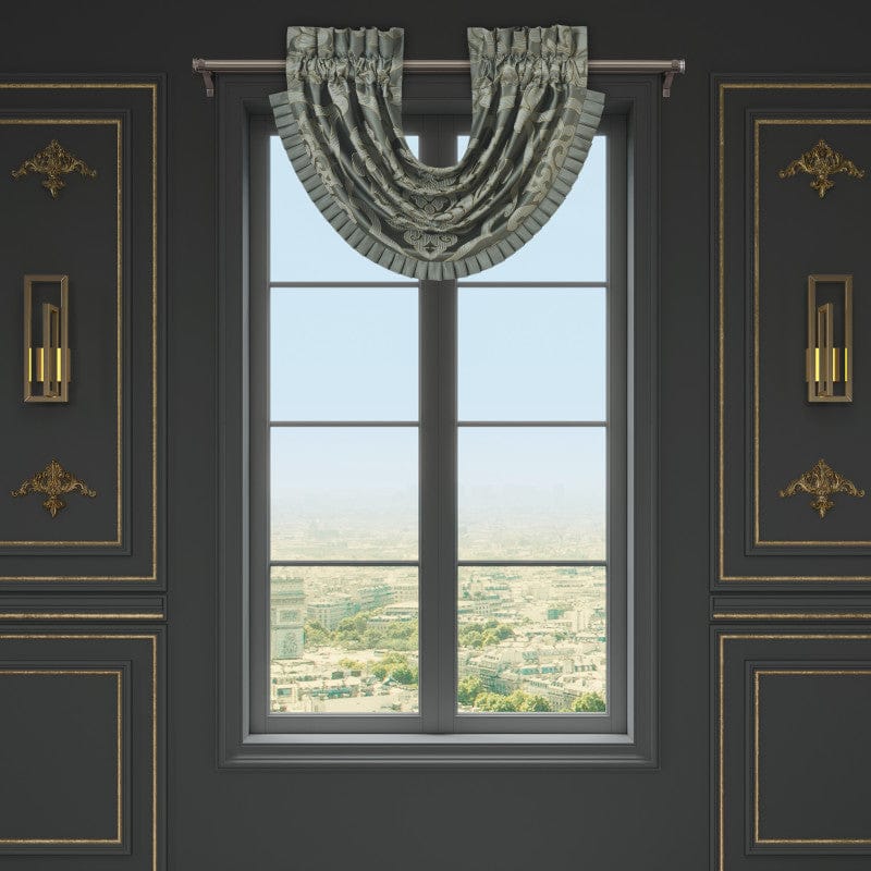 J. Queen New York Coordinate Window Santino Window Waterfall Valance
